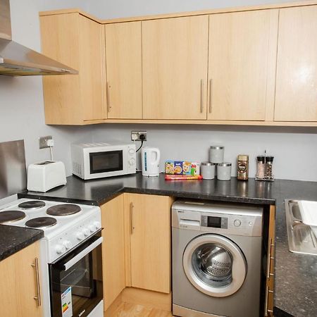 Bonhill Getaway Apartment Dumbarton Bagian luar foto